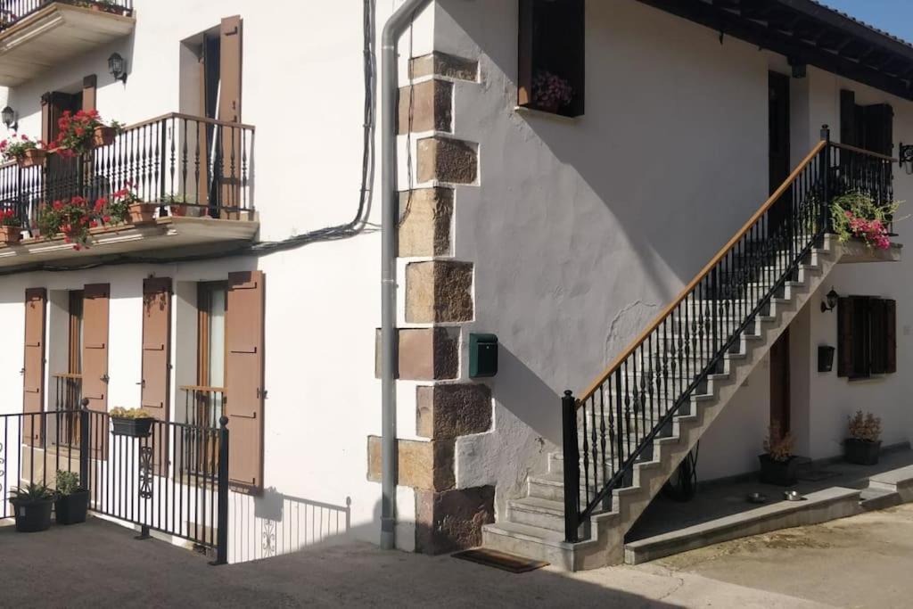 Ezkurra Gartzinea, Amplia Y Preciosa Vivienda Rural 아파트 외부 사진